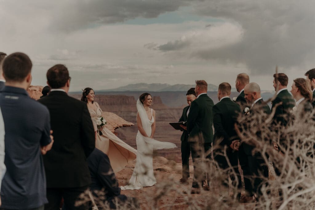 dead horse point intimate wedding ceremony in Moab utah