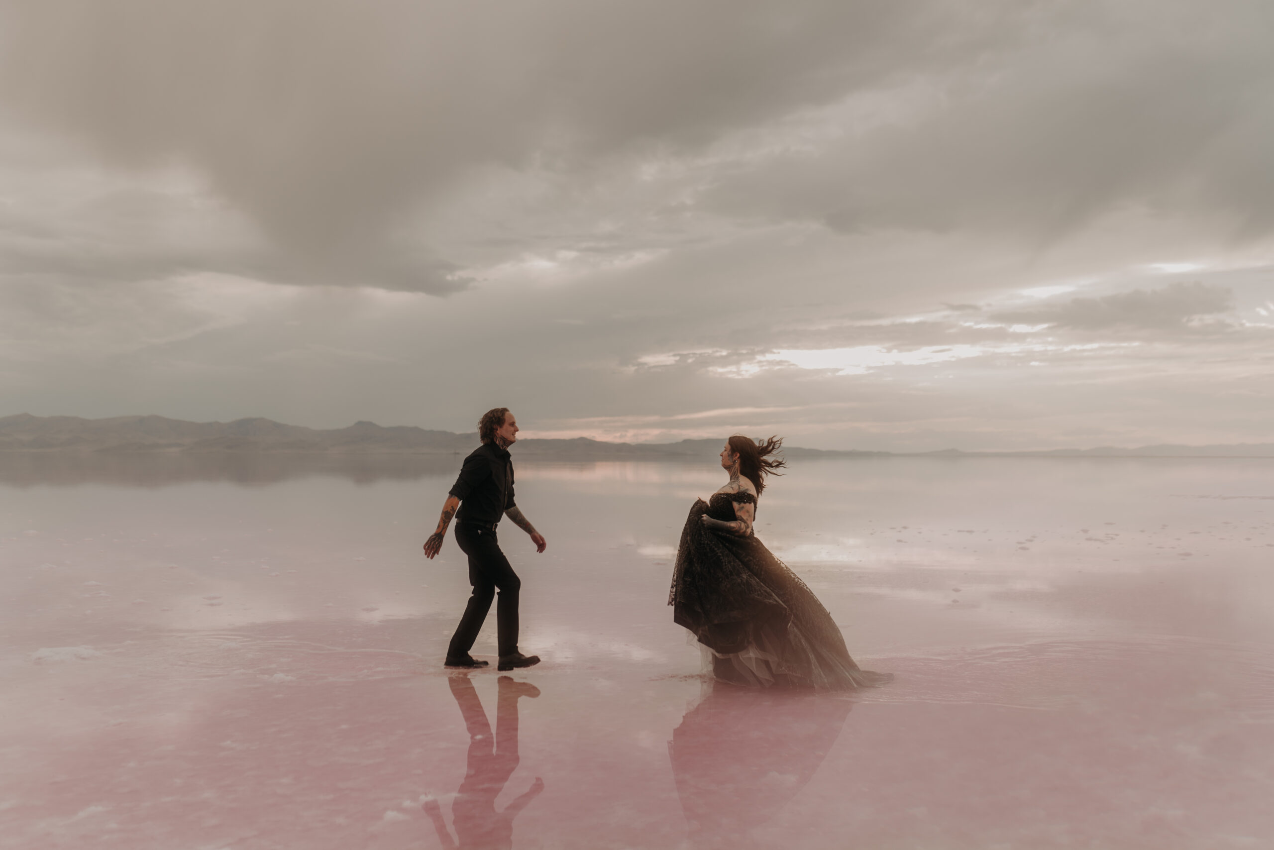 pink lake utah elopement location with alternative tattooed non traditional couple